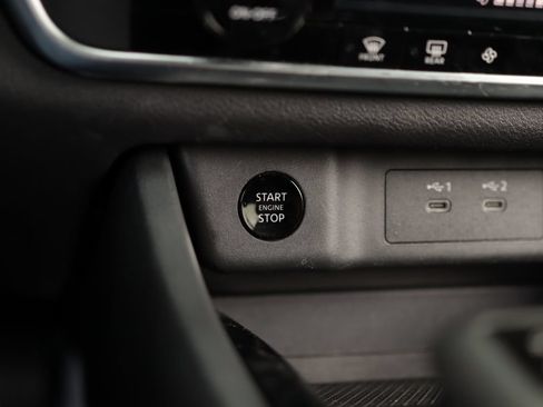 Used 2024 Nissan Rogue SV AWD/4WD image 16