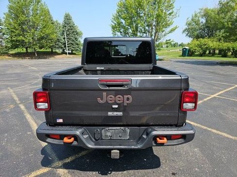 Used 2022 Jeep Gladiator Mojave w/ Cold Weather Group image 5