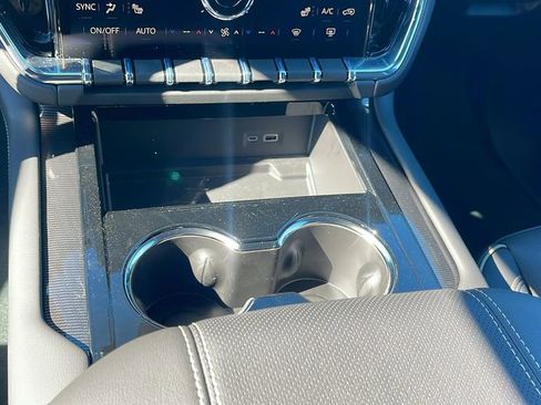 New 2026 GMC Yukon Elevation image 19