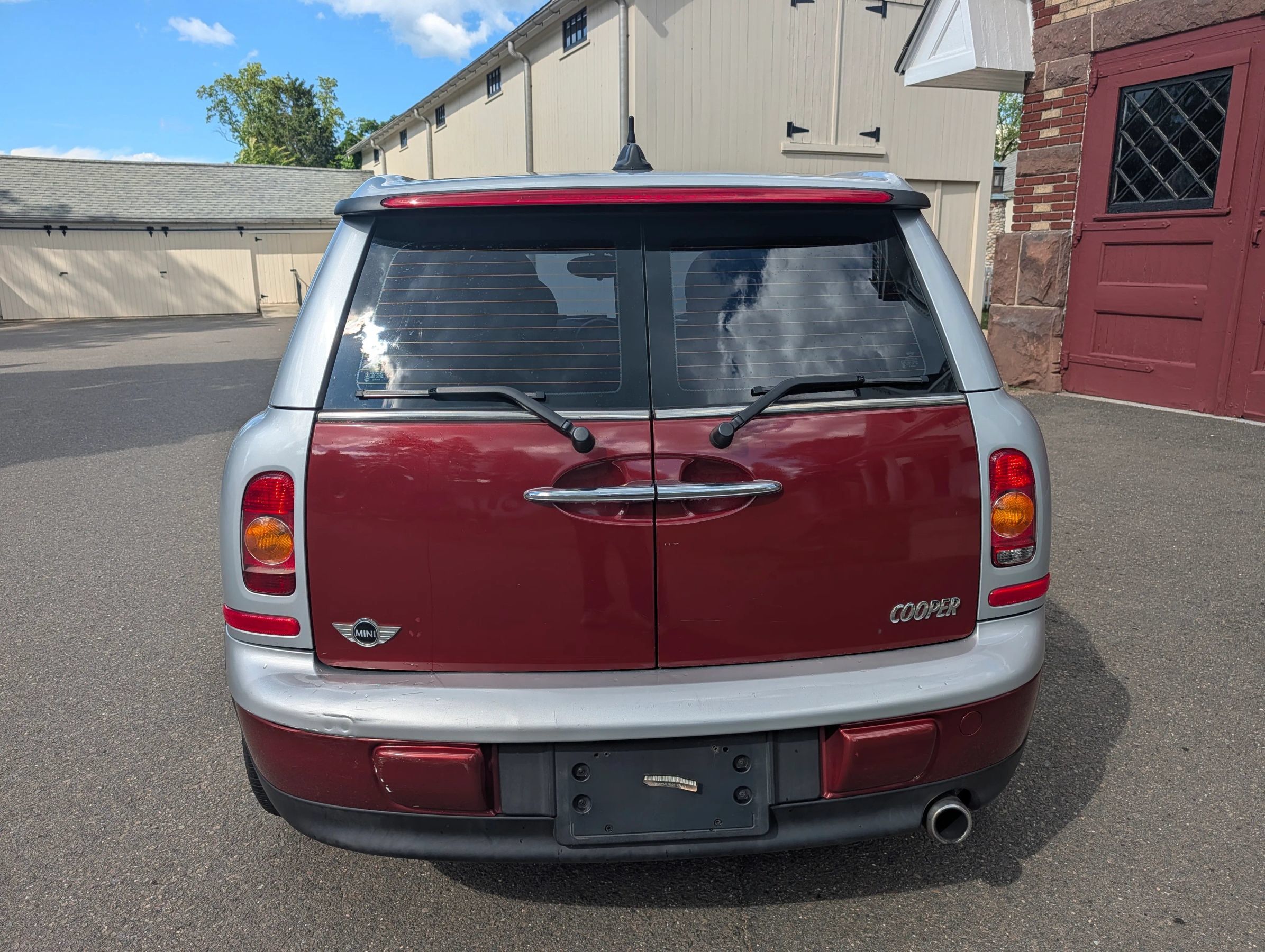 Used 2009 MINI Cooper Clubman Hardtop FWD image 4