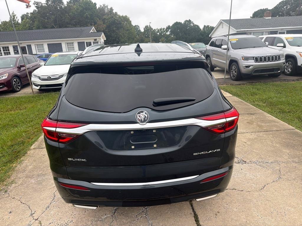 Used 2018 Buick Enclave Avenir w/ Avenir Technology Package FWD image 13