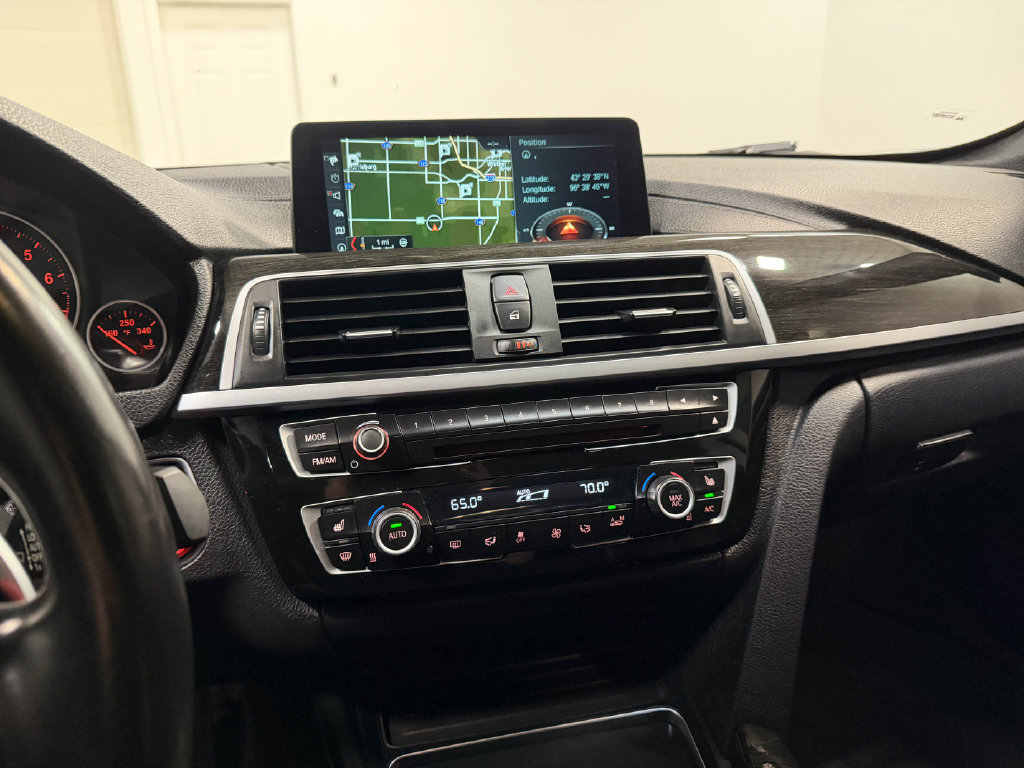 Used 2018 BMW 430i xDrive Convertible AWD/4WD image 16
