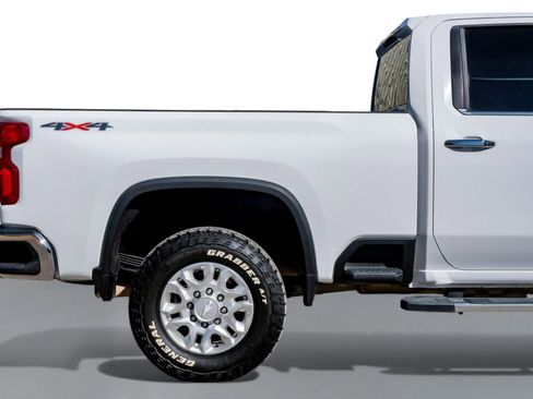 Used 2022 Chevrolet Silverado 2500 LTZ w/ Safety Package image 6