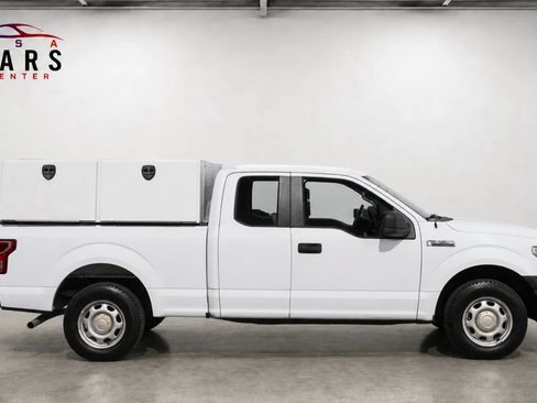 Used 2018 Ford F150 XL w/ Equipment Group 101A Mid RWD image 2