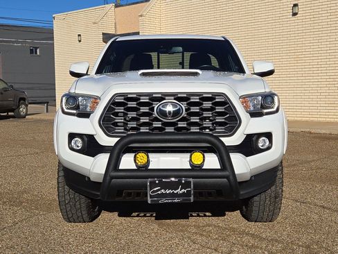 Used 2020 Toyota Tacoma TRD Sport image 10