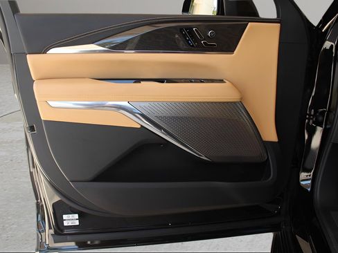 New 2025 Cadillac Escalade IQ Luxury 2 image 10