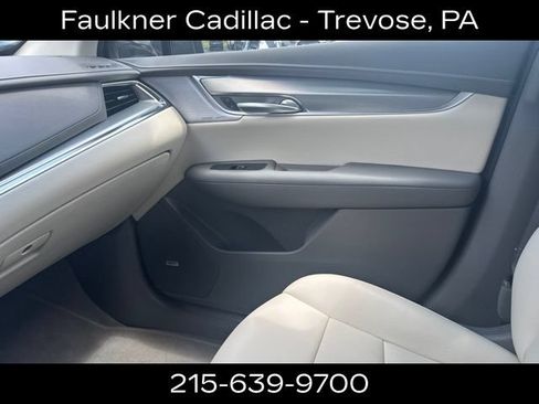 Used 2021 Cadillac XT5 Premium Luxury AWD/4WD image 9