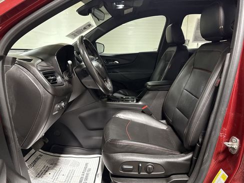 Used 2022 Chevrolet Equinox RS w/ RS Leather Package image 4
