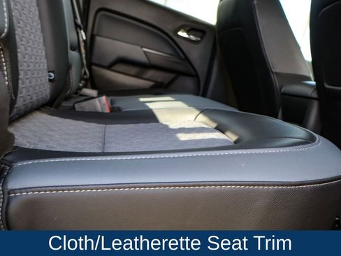 Used 2018 Chevrolet Colorado Z71 image 18