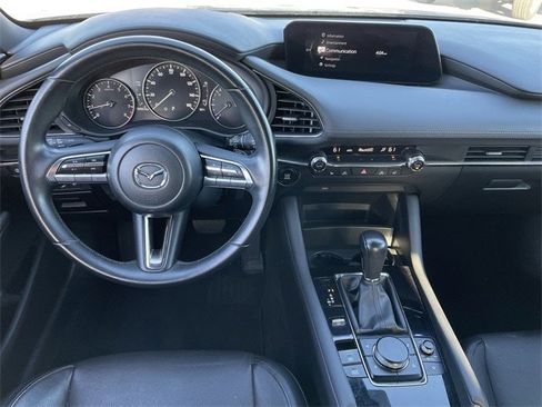 Used 2019 MAZDA MAZDA3 Hatchback w/ Premium Package image 11