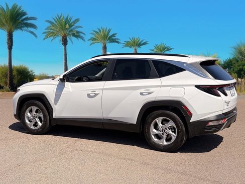 Used 2022 Hyundai Tucson SEL FWD image 3