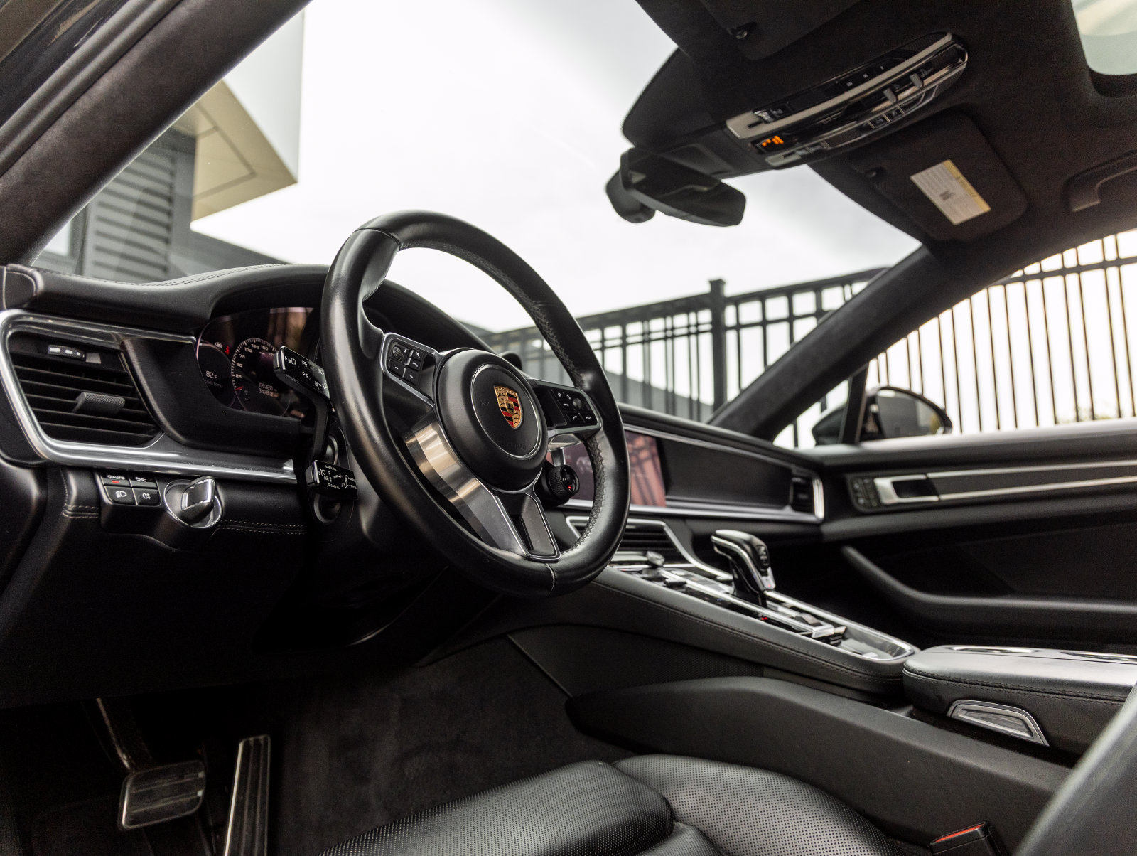 Used 2020 Porsche Panamera GTS AWD/4WD image 4