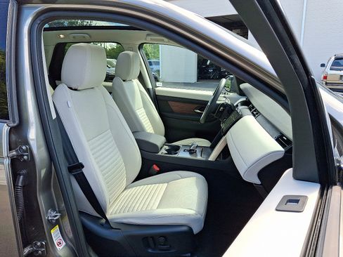 Used 2025 Land Rover Discovery Sport S AWD/4WD image 3
