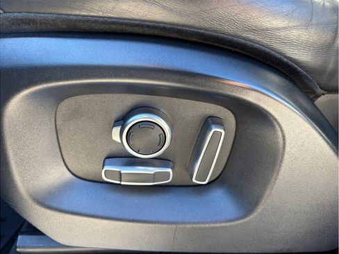 Used 2016 Land Rover Range Rover Sport HSE image 21