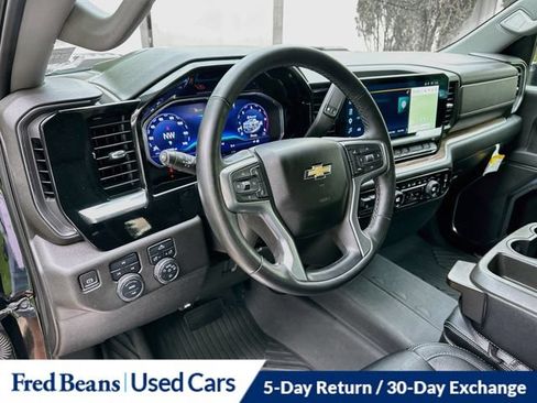 Used 2024 Chevrolet Silverado 2500 LT AWD/4WD image 13