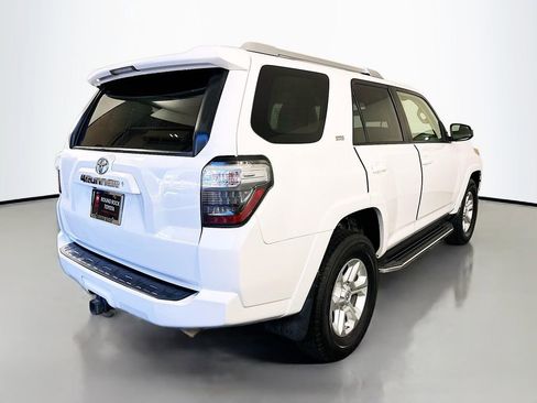 Used 2014 Toyota 4Runner SR5 image 5