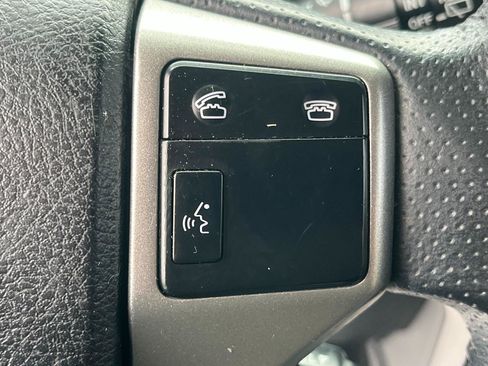 Used 2013 Toyota 4Runner Limited AWD/4WD image 37