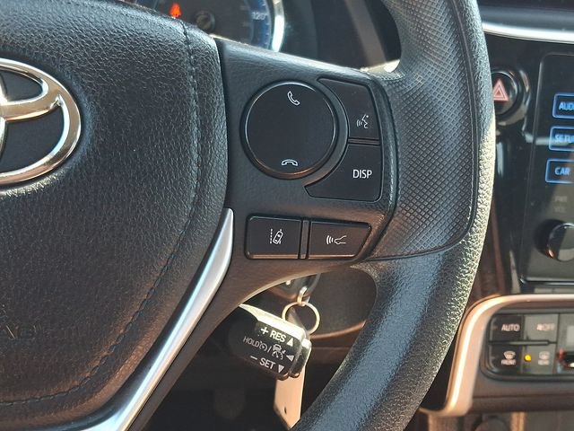 Used 2018 Toyota Corolla LE FWD image 21