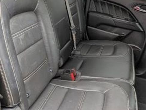 Used 2021 GMC Canyon Denali image 17