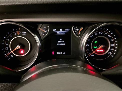 Used 2022 Jeep Wrangler Sport AWD/4WD image 19