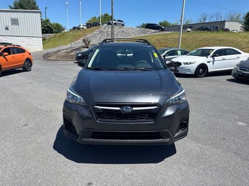 Used 2019 Subaru Crosstrek 2.0i AWD/4WD image 3