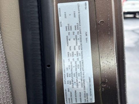 New 2025 GMC Savana 2500 Extended w/ Driver Convenience Package image 27