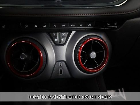 Used 2022 Chevrolet Blazer RS w/ Enhanced Convenience Package FWD image 7