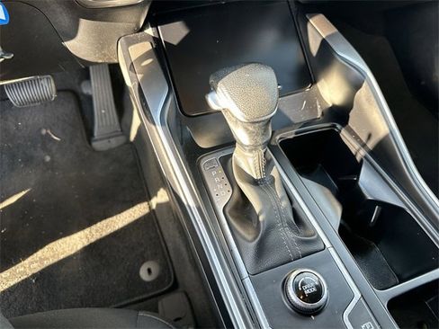 Used 2022 Kia Sorento LX image 19