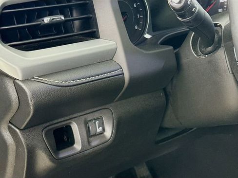 Used 2017 GMC Acadia SLT image 10