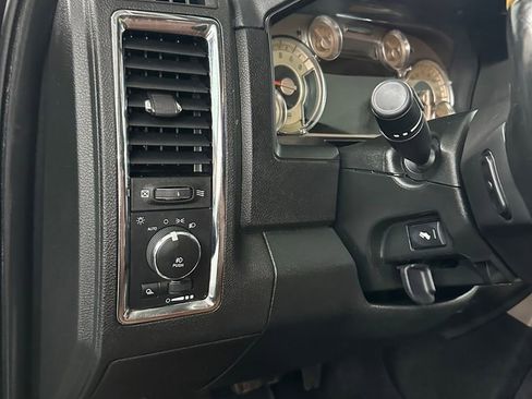Used 2018 RAM 1500 Laramie Longhorn w/ Convenience Group image 15