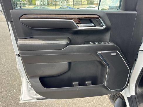 Used 2023 GMC Sierra 1500 Elevation w/ Preferred Package image 36