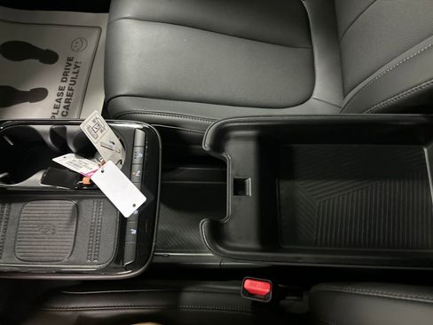 New 2025 Hyundai Ioniq 5 SEL image 19