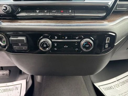 Used 2024 Chevrolet Silverado 2500 LT AWD/4WD image 23