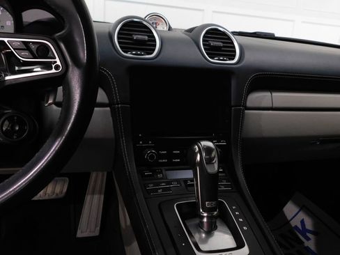 Used 2017 Porsche 718 Cayman S RWD image 54