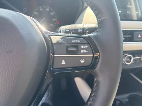New 2027 Honda HR-V EX-L image 32