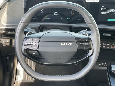 Certified 2025 Kia EV6 Light image 21