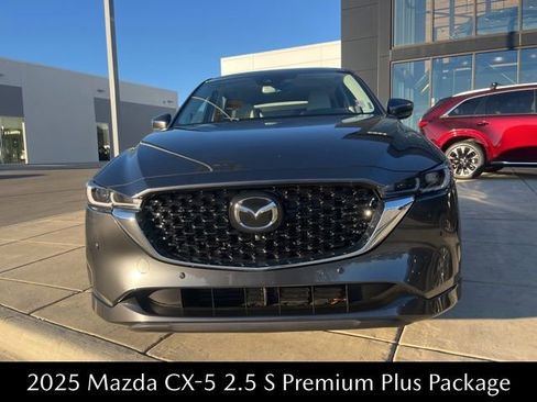 New 2025 MAZDA CX-5 AWD 2.5 S w/ Premium Plus Pkg image 2