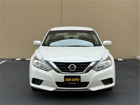 Used 2017 Nissan Altima 2.5 S w/ Power Driver Seat Package FWD image 2
