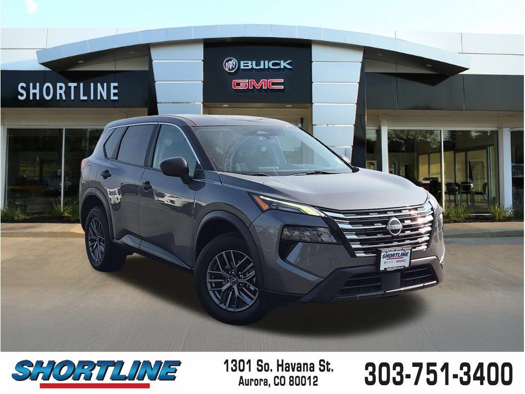 Used 2024 Nissan Rogue S AWD/4WD image 1