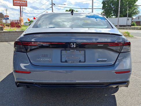 Used 2024 Honda Accord Sport image 6