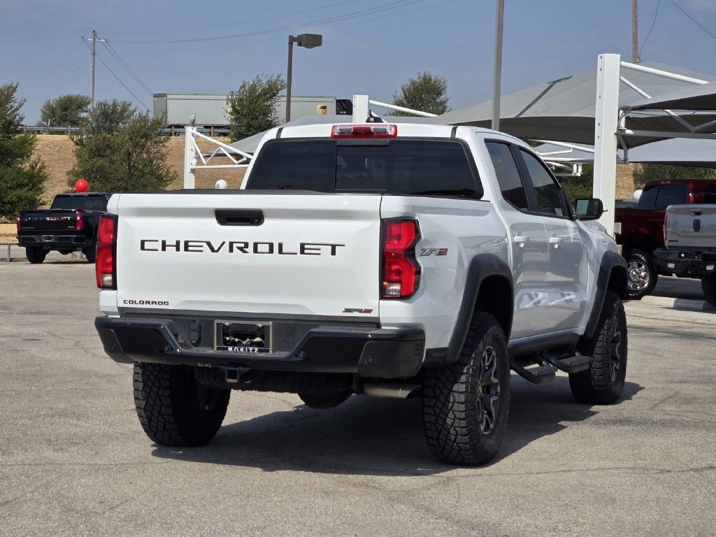 Certified 2025 Chevrolet Colorado ZR2 AWD/4WD image 7