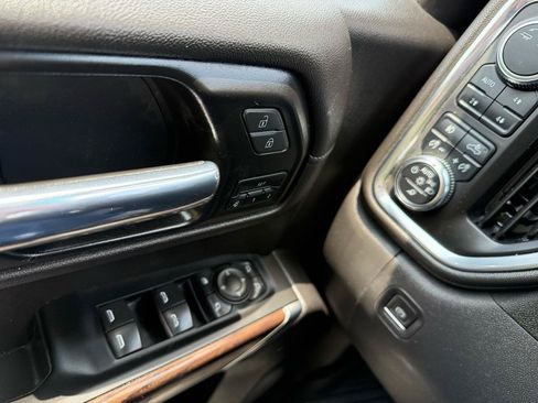 Used 2021 GMC Sierra 1500 SLT AWD/4WD image 29