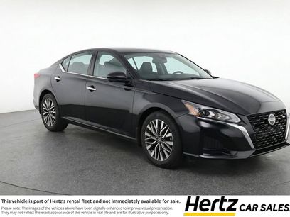 Used 2025 Nissan Altima 2.5 SV
