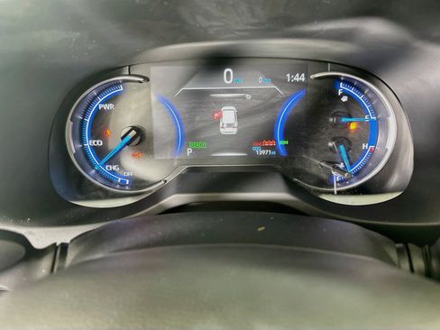 Certified 2025 Toyota RAV4 XLE AWD/4WD image 19