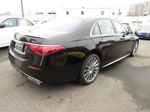 Used 2023 Mercedes-Benz S 500 4MATIC image 4