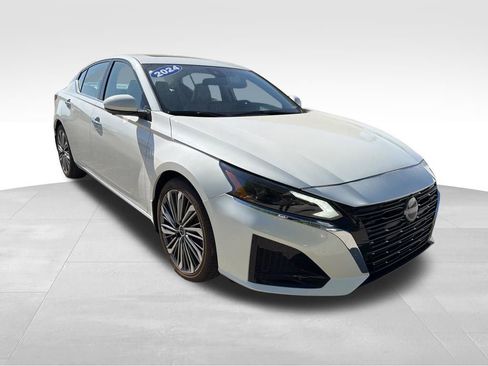 Used 2024 Nissan Altima 2.5 SL image 19