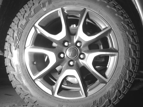 Used 2025 Jeep Compass Trailhawk image 15