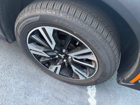 Used 2024 Mitsubishi Eclipse Cross SE AWD/4WD image 9