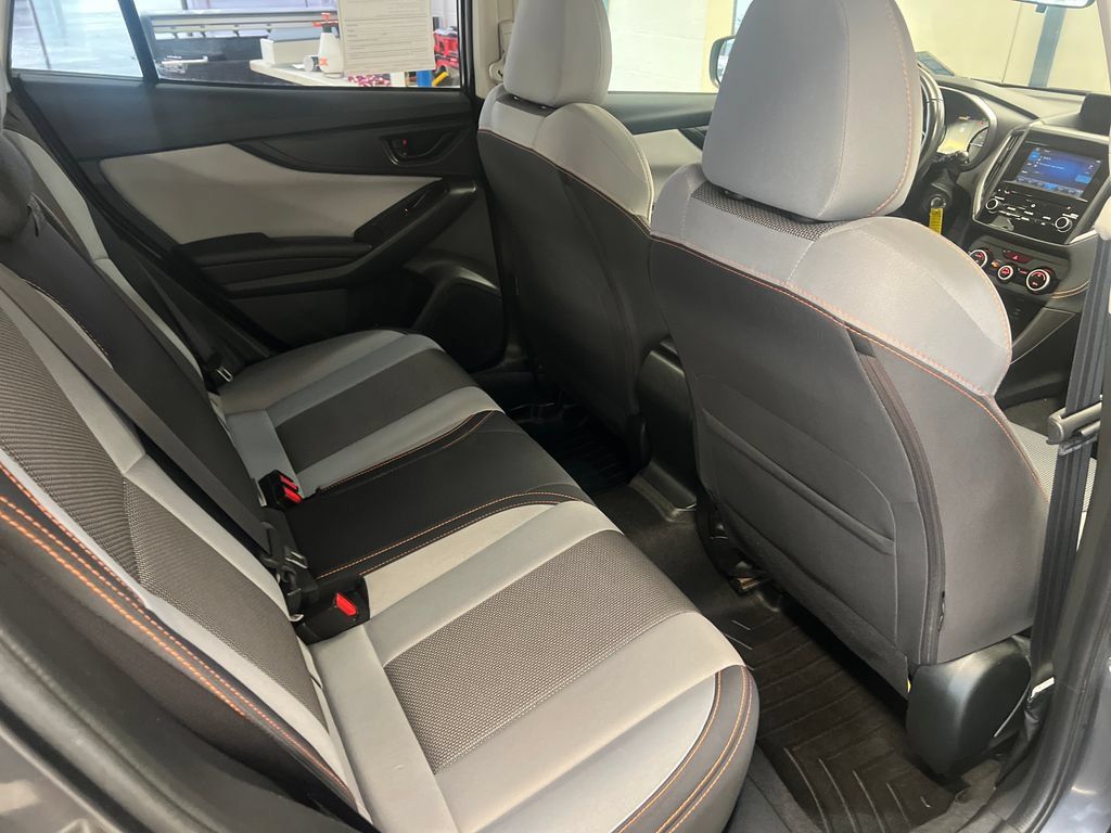 Used 2020 Subaru Crosstrek 2.0i Premium AWD/4WD image 39