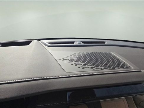 New 2026 GMC Acadia Denali image 9